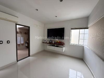 Casa de 3 alcobas en venta en Prados De Cañaveral, Floridablanca, 270 m² · foto 16 de 20