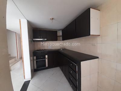 Casa de 3 alcobas en venta en Centro A Media Cuadra Del Parque Principal De Chia, Chía, 83 m² · foto 14 de 20
