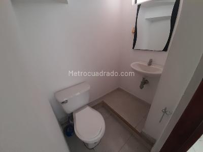 Casa de 3 alcobas en venta en Centro A Media Cuadra Del Parque Principal De Chia, Chía, 83 m² · foto 17 de 20