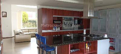Casa de 5 alcobas en venta en Bojaca, Chía, 1000 m² · foto 5 de 10