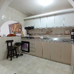 Casa de 5 alcobas en venta en Ulpiano Lloreda, Cali, 255 m² · foto 10 de 20