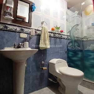Casa de 5 alcobas en venta en Ulpiano Lloreda, Cali, 255 m² · foto 18 de 20
