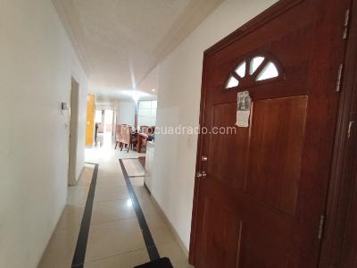 Apartamento de 4 alcobas en venta en Urb, Palmira, 192 m² · foto 2 de 20
