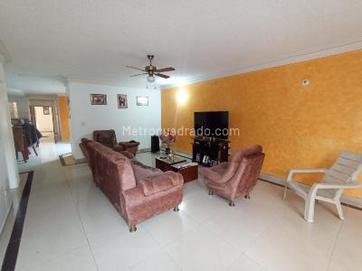 Apartamento de 4 alcobas en venta en Urb, Palmira, 192 m² · foto 13 de 20