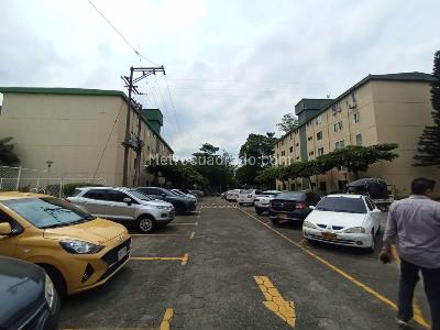 Apartamento de 3 alcobas en venta en Cristobal Colon, Cali, 65 m² · foto 2 de 20