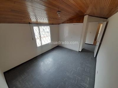 Casa de 4 alcobas en venta en San Jose De Spring, Bogotá, 124 m² · foto 14 de 20