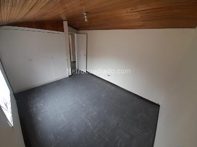 Casa de 4 alcobas en venta en San Jose De Spring, Bogotá, 124 m² · foto 15 de 20
