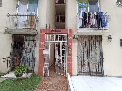 Apartamento de 3 alcobas en venta en Valle Grande, Cali, 55 m² · foto 2 de 14