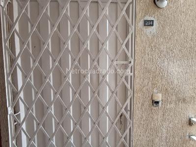Apartamento de 3 alcobas en venta en Valle Grande, Cali, 55 m² · foto 4 de 14