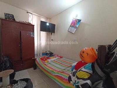 Apartamento de 3 alcobas en venta en Valle Grande, Cali, 55 m² · foto 9 de 14