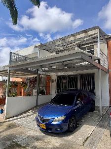Casa en venta en Villa Verde, Pereira · foto 4 de 14