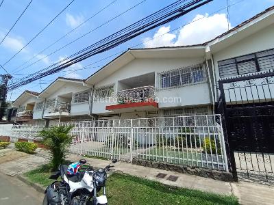 Casa de 5 alcobas en venta en Prados Del Norte, Cali, 240 m² · foto 2 de 20