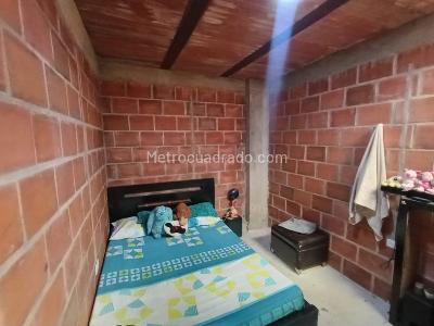 Casa de 4 alcobas en venta en Villagorogona, Cali, 130 m² · foto 12 de 20