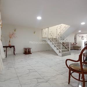 Casa de 5 alcobas en venta en El Lido, Cali, 280 m² · foto 4 de 20