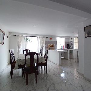 Casa de 5 alcobas en venta en El Lido, Cali, 280 m² · foto 9 de 20