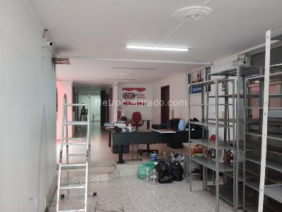 Casa de 3 alcobas en venta en Conucos, Bucaramanga, 222 m² · foto 2 de 12