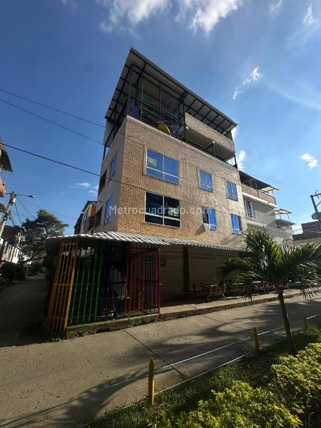 Edificio de Apartamentos en Venta, Las Vegas De Comfandi, Cali - Widok 3