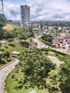Apartamento en venta en Paseo De La Castellana, Pereira · foto 2 de 15