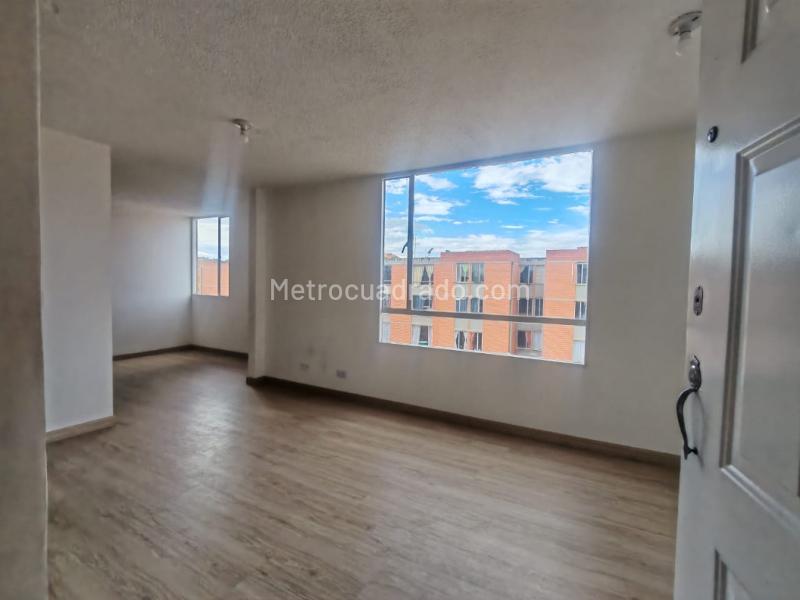 Apartamento en Arriendo, Ciudad Verde, Soacha - Widok 3