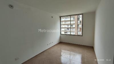 Apartamento de 3 alcobas en arriendo en La Aurora, Bogotá, 54 m² · foto 14 de 20
