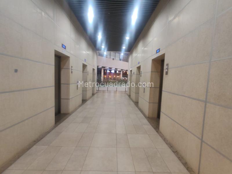 Local Comercial en Arriendo, Chipichape, Cali - Más
