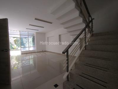 Casa de 4 alcobas en arriendo en Miraflores, Cali, 250 m² · foto 11 de 20