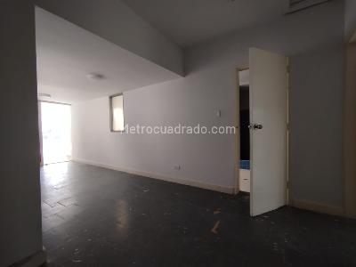 Casa de 4 alcobas en arriendo en Miraflores, Cali, 250 m² · foto 18 de 20