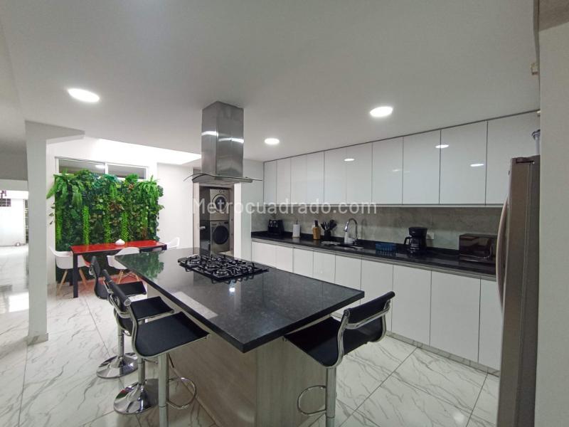 Casa en Arriendo, Santa Monica Residencial, Cali - Więcej