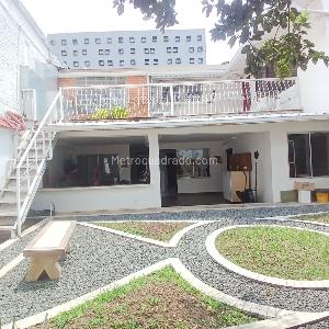 Casa de 5 alcobas en venta en Santa Monica Residencial, Cali, 529 m² · foto 16 de 20