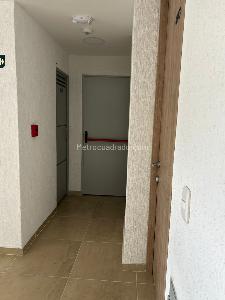 Apartamento de 2 alcobas en venta en Cabecera Del Llano, Bucaramanga, 70 m² · foto 3 de 19