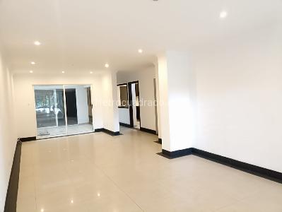 Casa de 4 alcobas en venta en Cuarto De Legua, Cali, 513 m² · foto 2 de 20