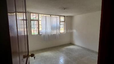 Casa de 4 alcobas en venta en La Libertad, Bogotá, 72 m² · foto 2 de 20