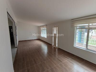 Casa de 3 alcobas en venta en Los Farallones, Cali, 164 m² · foto 11 de 20