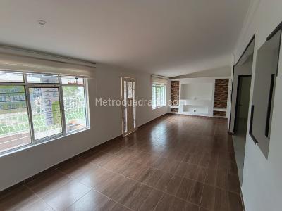 Casa de 3 alcobas en venta en Los Farallones, Cali, 164 m² · foto 12 de 20