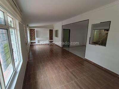 Casa de 3 alcobas en venta en Los Farallones, Cali, 164 m² · foto 13 de 20