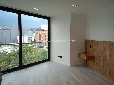 Apartamento de 2 alcobas en venta en Circunvalar, Pereira, 140 m² · foto 6 de 20