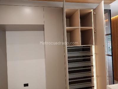 Apartamento de 2 alcobas en venta en Circunvalar, Pereira, 140 m² · foto 16 de 20