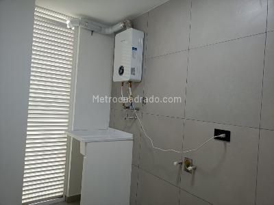 Apartamento de 2 alcobas en venta en Circunvalar, Pereira, 140 m² · foto 17 de 20