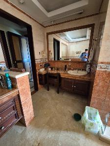 Casa de 5 alcobas en venta en Altos De Cabecera, Bucaramanga, 359 m² · foto 13 de 20