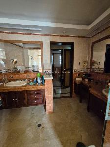 Casa de 5 alcobas en venta en Altos De Cabecera, Bucaramanga, 359 m² · foto 14 de 20