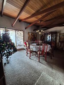Casa de 5 alcobas en venta en Altos De Cabecera, Bucaramanga, 359 m² · foto 15 de 20