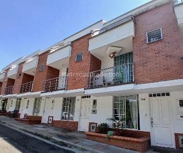 Casa en venta en Santa Clara De Las Villas, Pereira · foto 6 de 19