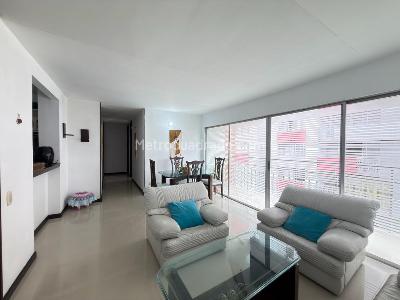 Apartamento en venta en La Hacienda, Cali · foto 8 de 20