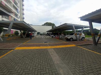 Apartamento de 3 alcobas en venta en Urb, Palmira, 112 m² · foto 2 de 20