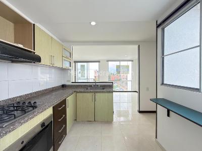 Apartamento en venta en Valle Del Lili, Cali · foto 11 de 20