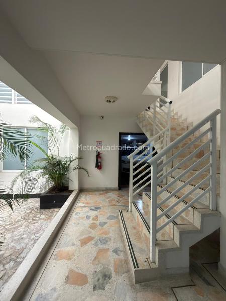Oficina en Arriendo, Ciudad Jardin, Cali - Más