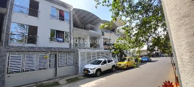 Casa de 5 alcobas en venta en Ciudad 2000, Cali, 153 m² · foto 2 de 13