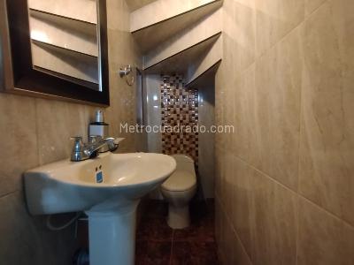Casa de 5 alcobas en venta en Prados Del Norte, Cali, 240 m² · foto 5 de 20