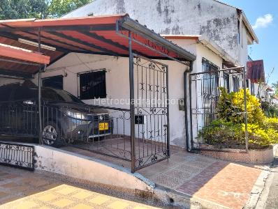 Casa de 3 alcobas en venta en Santa Elena, Pereira, 75 m² · foto 3 de 12