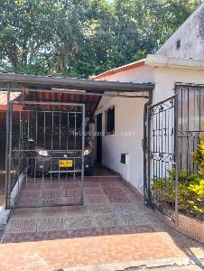 Casa de 3 alcobas en venta en Santa Elena, Pereira, 75 m² · foto 4 de 12